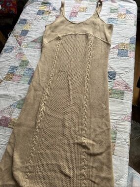 W—Sofia by sofia vergara Beige Ribbed Knit dress